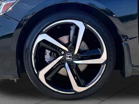 Used 2020 Honda Accord Sport image 10