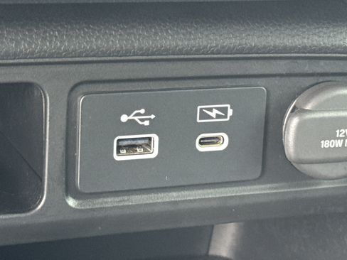 Certified 2025 Honda Pilot EX-L image 30