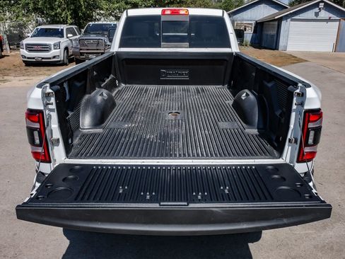 Used 2024 RAM 3500 Laramie w/ Night Edition image 60