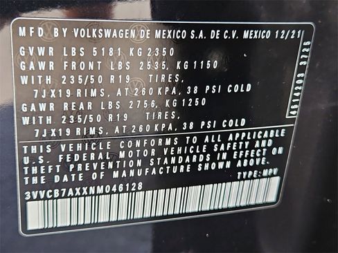 Used 2022 Volkswagen Tiguan SE R-Line image 34