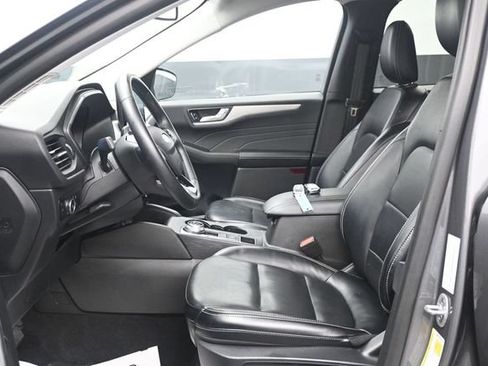 Certified 2024 Ford Escape Platinum AWD/4WD image 6