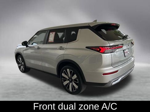 Used 2026 Mitsubishi Outlander FWD image 4