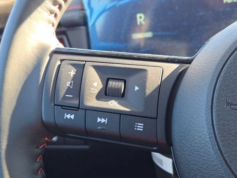 Used 2026 Nissan Kicks SR w/ Cold Weather Package AWD/4WD image 27
