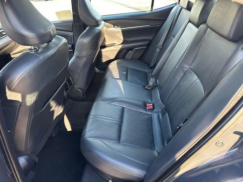 Used 2025 Toyota Camry XSE FWD image 15
