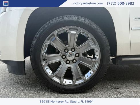 Used 2015 GMC Yukon Denali w/ Premium Package AWD/4WD image 42