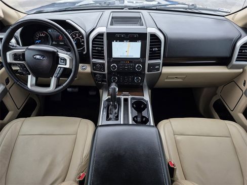 Used 2017 Ford F150 Lariat image 10