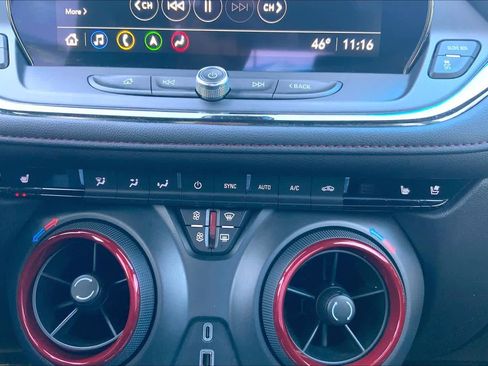 Certified 2025 Chevrolet Blazer RS w/ Enhanced Convenience Package image 35