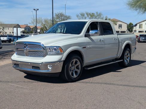 Used 2017 RAM 1500 Laramie w/ Convenience Group image 6