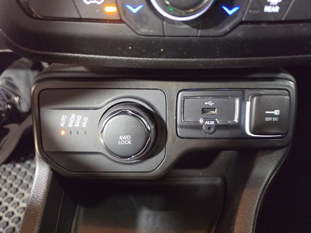 Certified 2023 Jeep Renegade Altitude w/ Convenience Group I AWD/4WD image 22