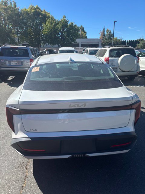 Used 2025 Kia K4 FWD image 4