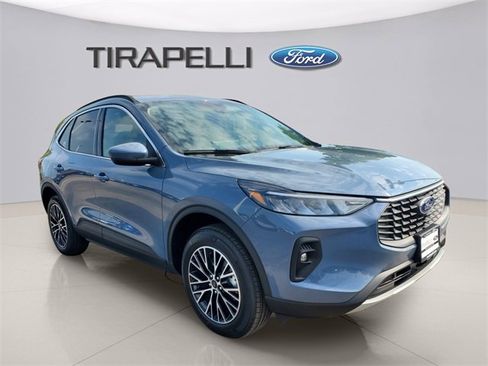 New 2025 Ford Escape SE image 5