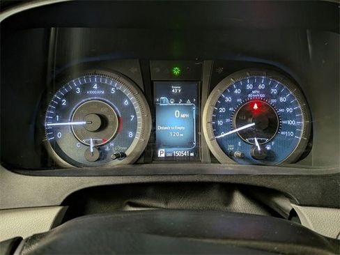 Used 2017 Toyota Sienna XLE image 17