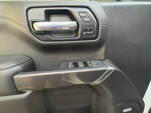 Used 2020 GMC Sierra 1500 AT4 w/ AT4 Premium Package image 17