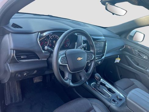 Used 2023 Chevrolet Traverse High Country FWD image 9