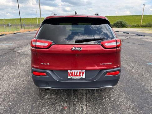 Used 2016 Jeep Cherokee Limited AWD/4WD image 10