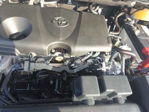 Used 2022 Subaru Crosstrek 2.0i Premium w/ Moonroof Package image 17