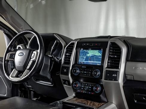 Used 2019 Ford F350 Lariat w/ Lariat Ultimate Package AWD/4WD image 22