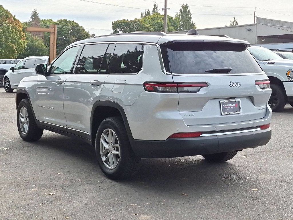 Certified 2025 Jeep Grand Cherokee L Laredo w/ Luxury Tech Group I AWD/4WD image 5