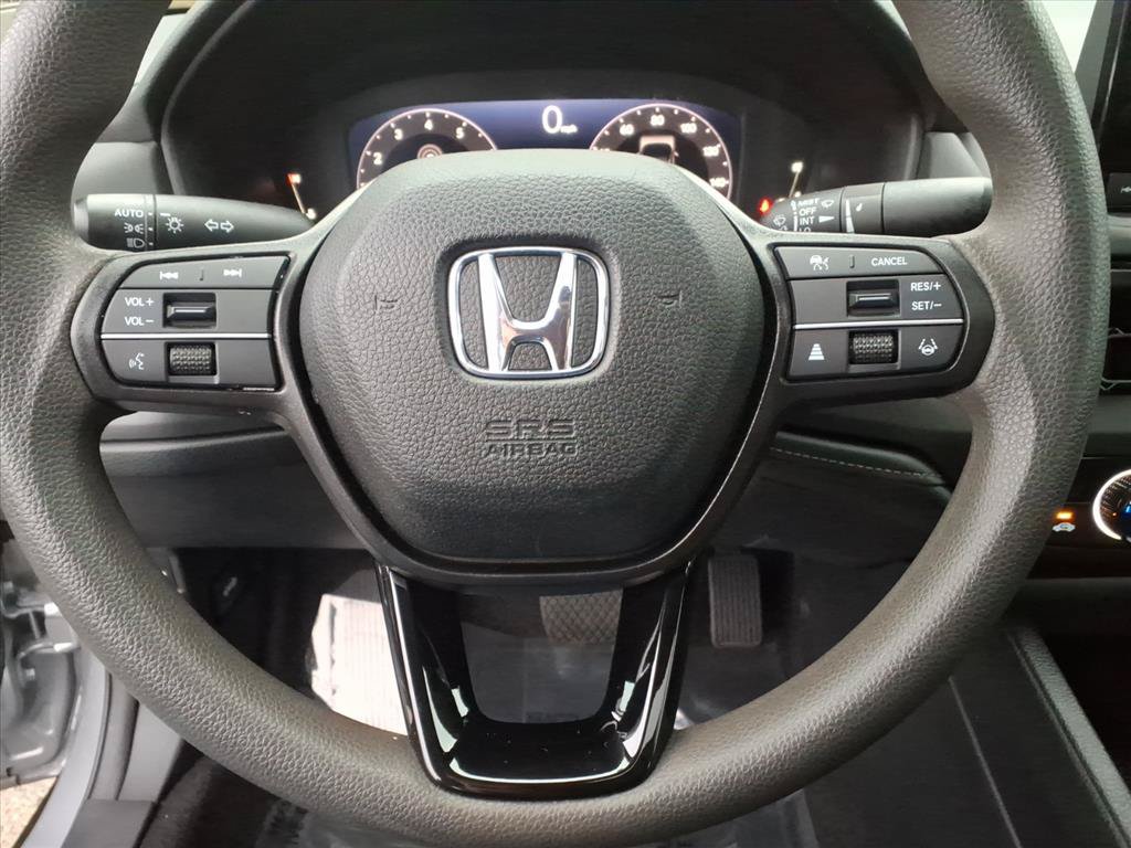 Used 2024 Honda Accord EX image 18