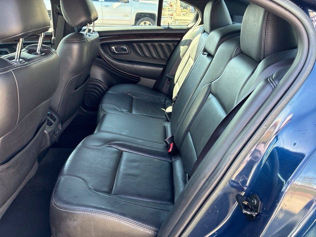 Used 2016 Ford Taurus Limited FWD image 9