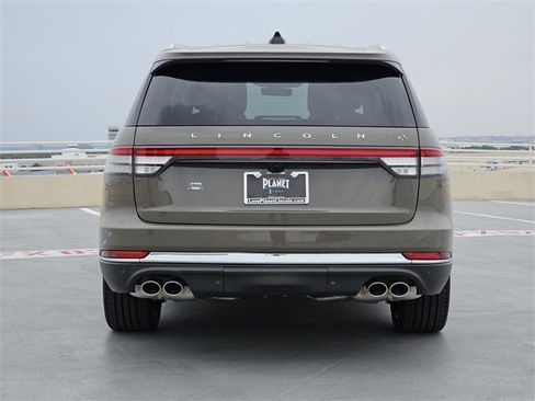 New 2025 Lincoln Aviator Reserve w/ Equipment Group 201A image 6