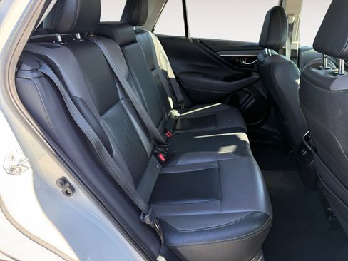 Used 2023 Subaru Outback Onyx Edition image 18