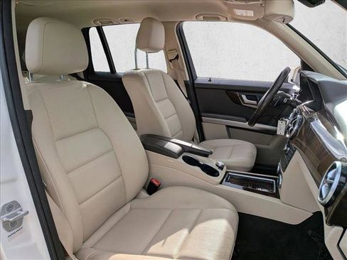 Used 2015 Mercedes-Benz GLK 350 2WD image 15