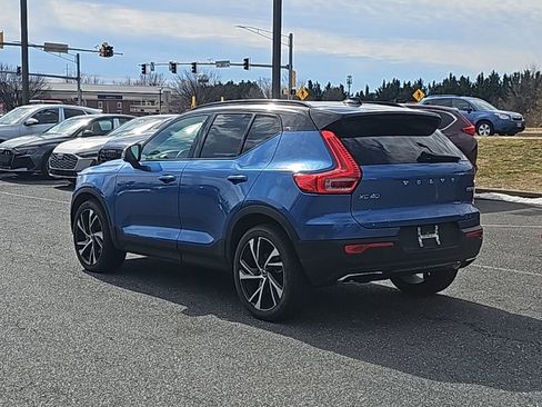 Used 2020 Volvo XC40 T5 R-Design w/ Protection Package Premier image 14