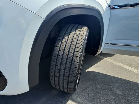 Used 2021 Volkswagen Atlas SE w/ Panoramic Sunroof Package image 34