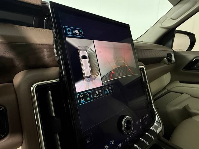 Used 2025 GMC Yukon XL Denali w/ Sun & Power Step Package RWD image 20