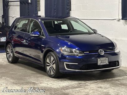 Used 2019 Volkswagen e-Golf SE w/ Driver Assistance Package