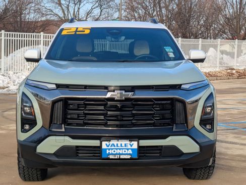 Used 2025 Chevrolet Equinox ACTIV w/ Safety and Technology Package image 3