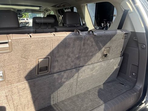 Used 2017 Lexus GX 460 Premium w/ Premium Package AWD/4WD image 23