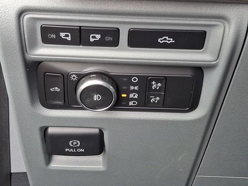 Used 2021 Ford F150 XLT w/ Equipment Group 302A High AWD/4WD image 21