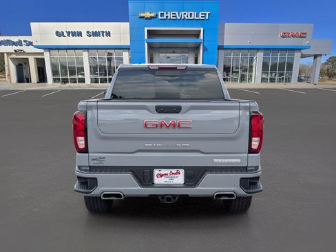 Used 2024 GMC Sierra 1500 Elevation w/ Elevation Premium Package AWD/4WD image 9