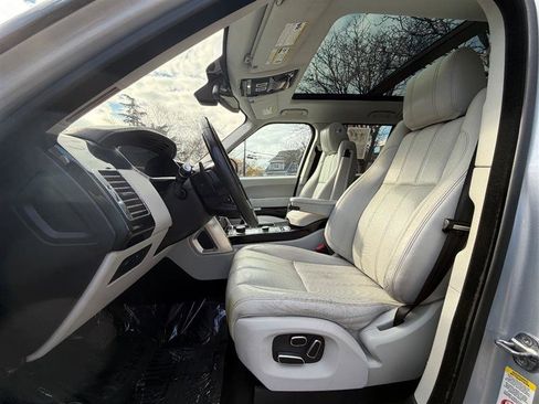 Used 2014 Land Rover Range Rover HSE image 29