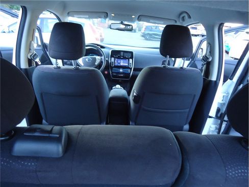 Used 2015 Nissan Leaf SV w/ LED & Quick Charge Package FWD image 18