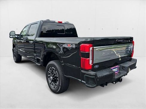 Used 2024 Ford F250 Platinum image 8
