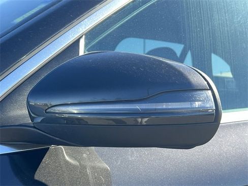 Used 2022 Mercedes-Benz GLC 300 GLC 300 image 41