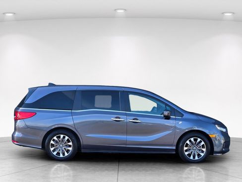 Used 2024 Honda Odyssey EX-L image 7