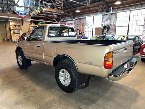 Used 1998 Toyota Tacoma 4x4 Regular Cab image 5