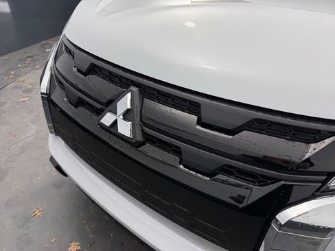 New 2026 Mitsubishi Outlander Sport LE image 30