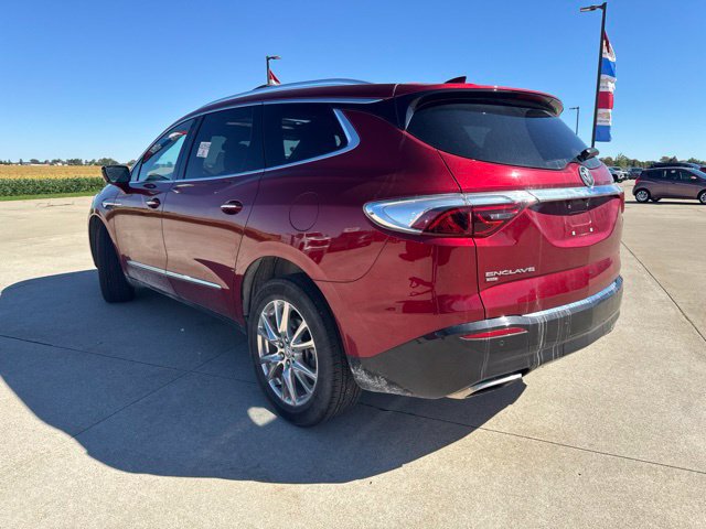 Used 2023 Buick Enclave Essence w/ Experience Buick Package AWD/4WD image 4