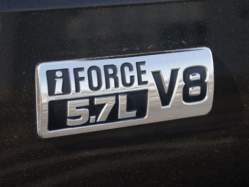 Used 2018 Toyota Tundra SR5 w/ TRD Off Road Package image 15