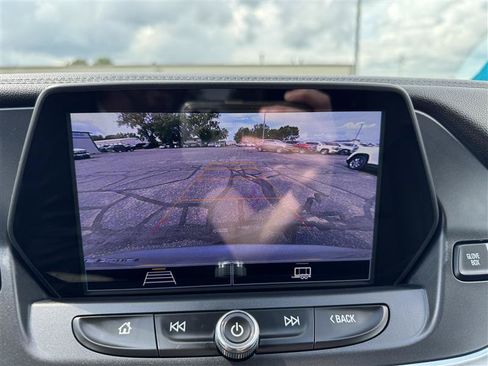 Used 2022 Chevrolet Blazer LT AWD/4WD image 20