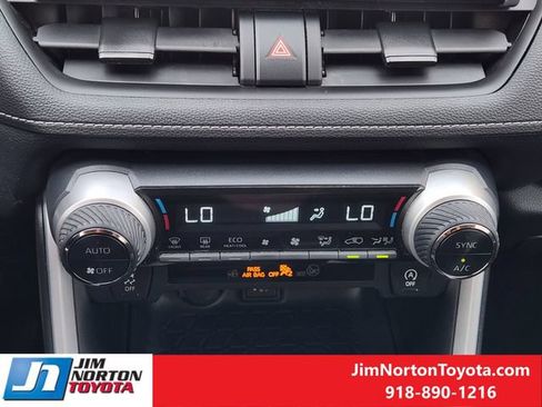 Used 2024 Toyota RAV4 XLE w/ Convenience Package FWD image 20