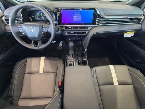 New 2026 Toyota Camry SE w/ Multimedia Upgrade Package FWD image 28