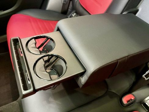 New 2026 Mercedes-Benz GLC 300 image 14