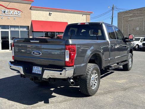 Used 2018 Ford F250 Lariat w/ Lariat Value Package image 23