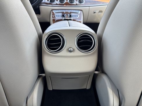 Used 2019 Mercedes-Benz E 450 4MATIC Wagon image 22